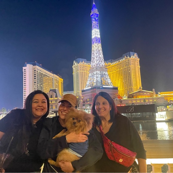 SHOP ‘TIL YOU DROP TRAIN - Picture 7 of 7